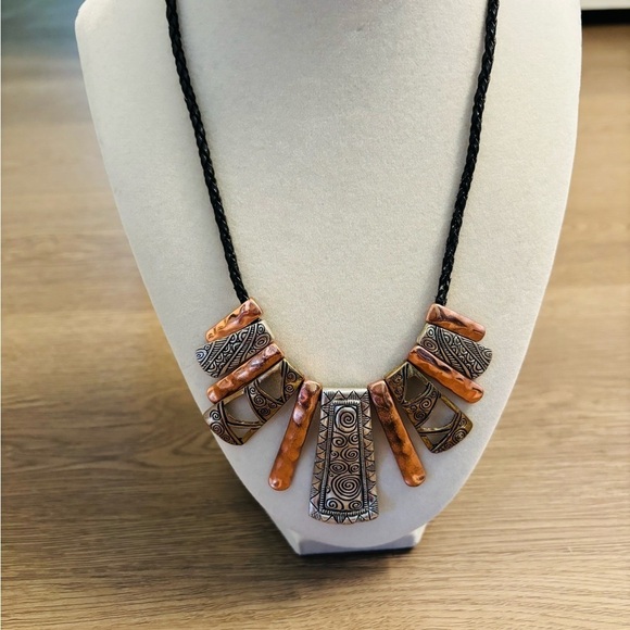 Jewelry - Elegant Copper and Silver Necklace